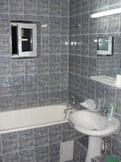 # vând apartament 3 camere - Poză 3