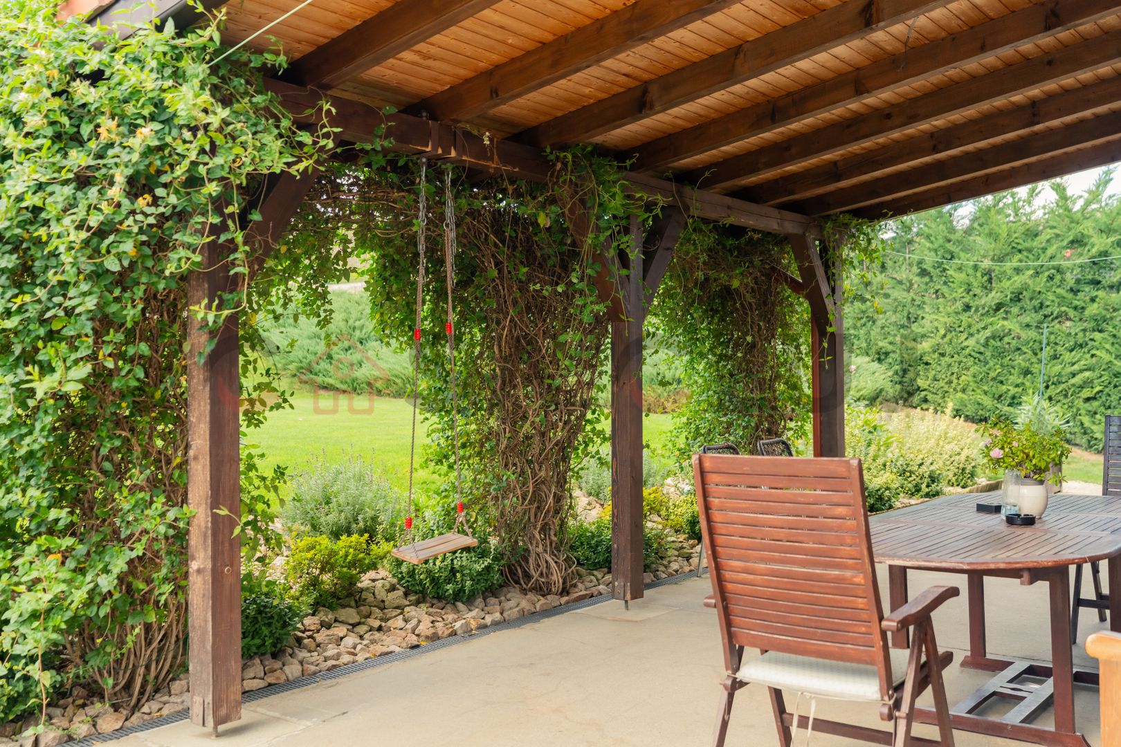 Casă invididuală de vânzare, 250mp utili, 2000mp teren, Campenești! - Poză 5