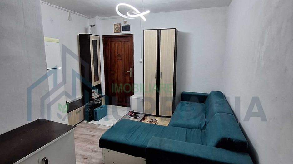 Inchiriez camera zona Jumbo - Poză 4