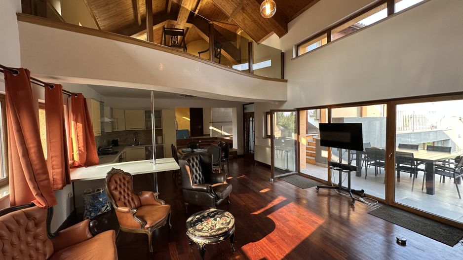 Proprietate cu piscina Dumbravita - Poză 12