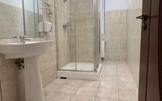 Cazare In Aparthotel Modern Utilat, Ideal pentru Echipe de Muncă - Poză 8