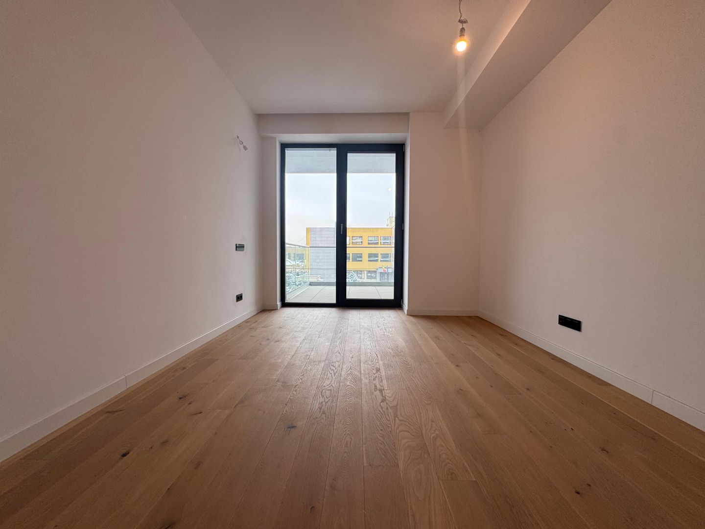 3 camere PREMIUM| 116.55 MP + 17 MP terasa - Poză 3