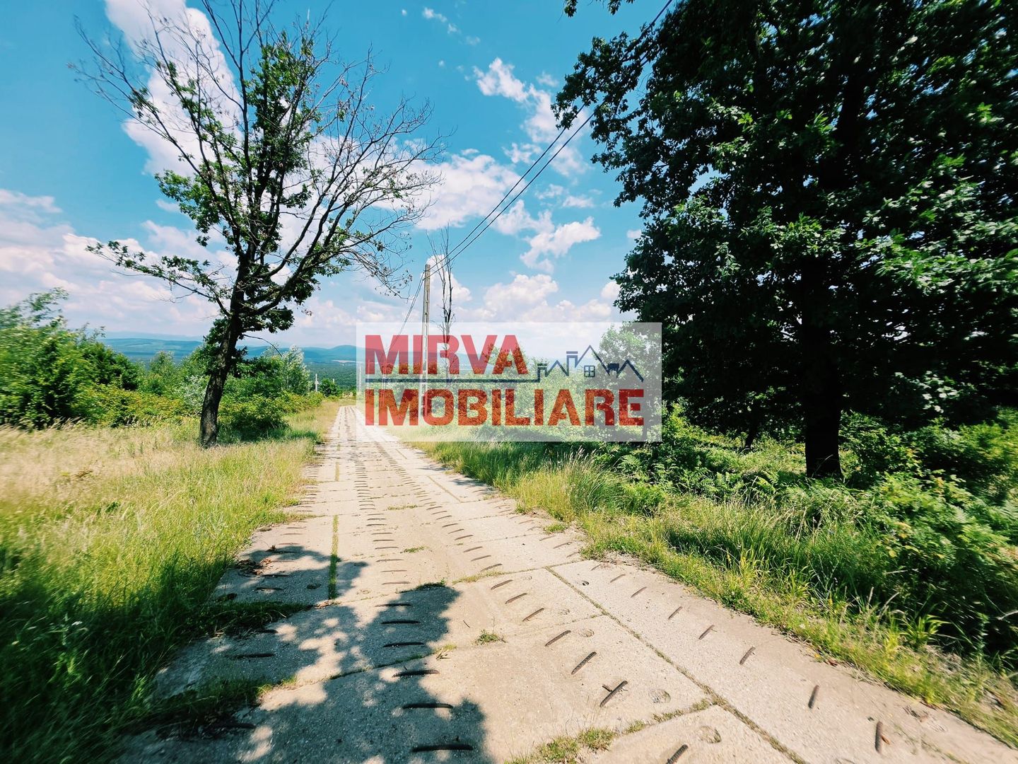 Teren extravilan 1.667 mp cu vedere panoramică – Dealul Ținea, Băicoi - Poză 1