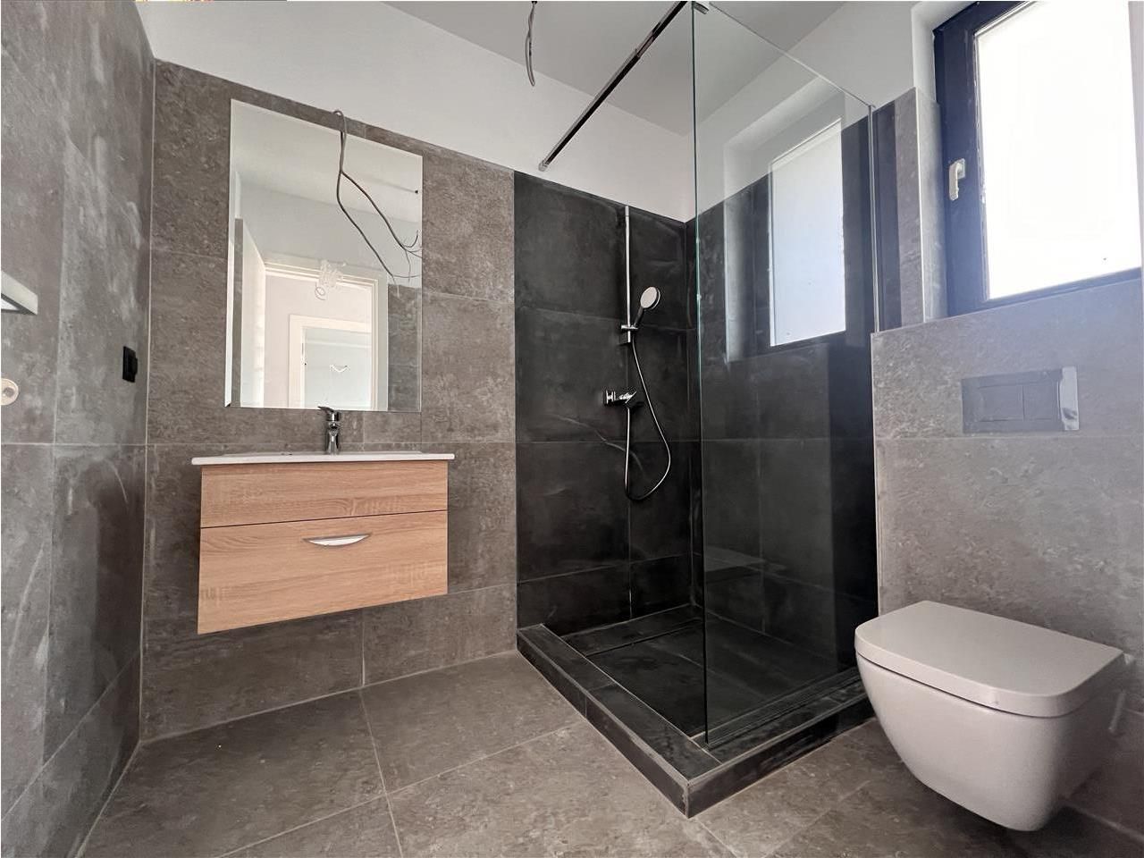 Vila 5 camere | Otopeni | 23 August - Poză 3