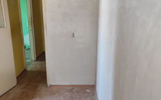 De vânzare apartament 2 camere - Poză 3