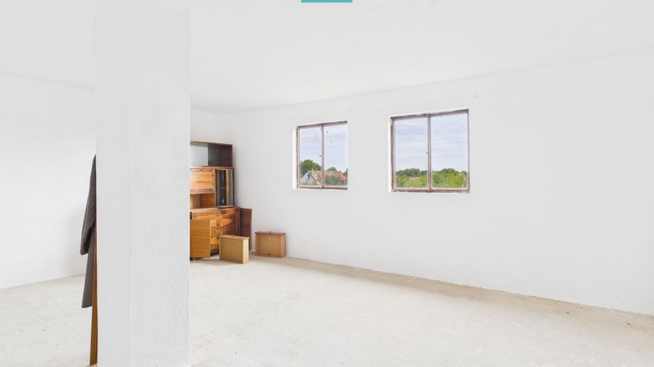 Clădire pentru investiții în Semlac - Poză 6