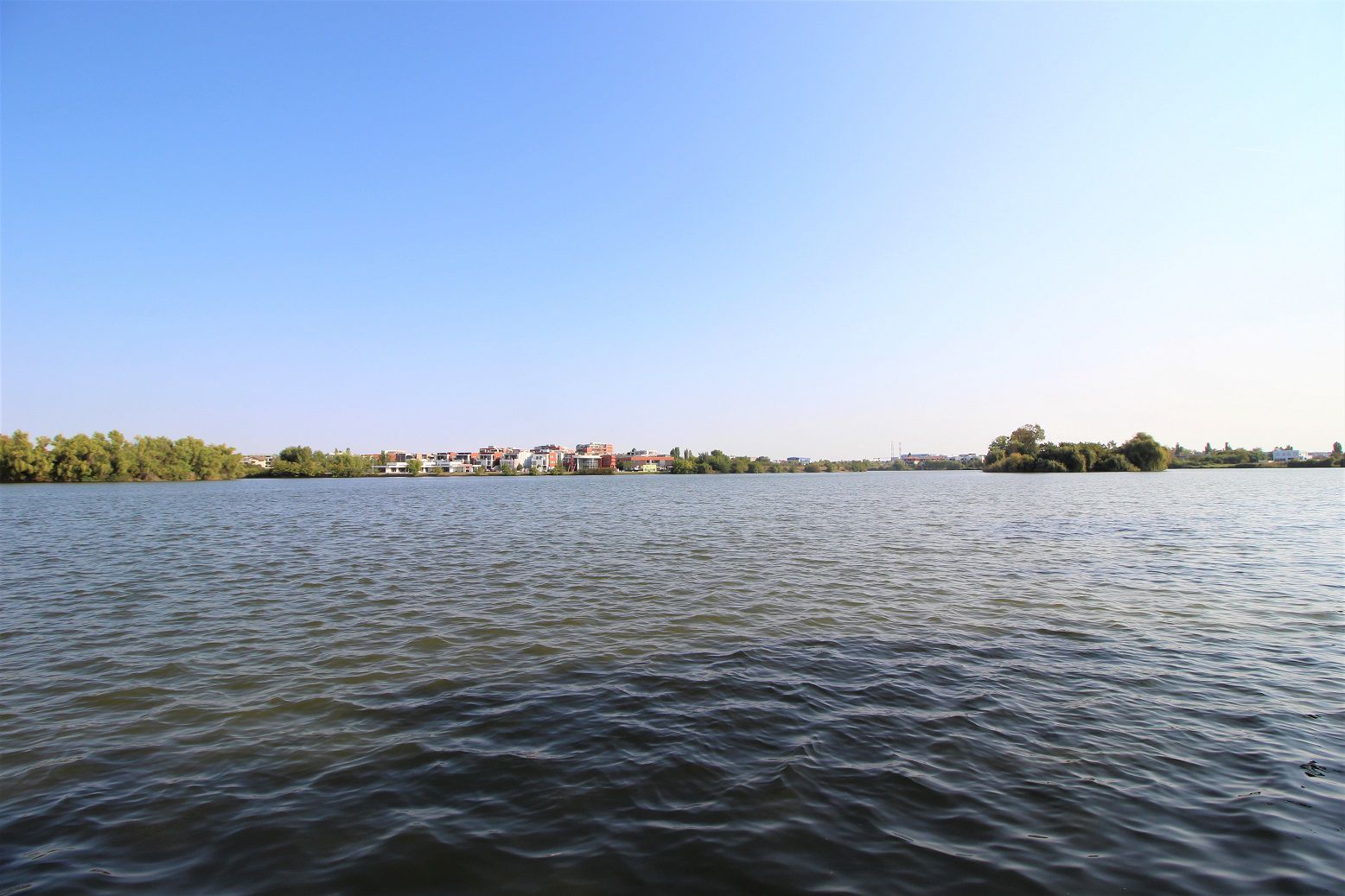 Teren 5963 mp deschidere lac Grivita 42 m cu deschidere la strazi 77 m - Poză 4