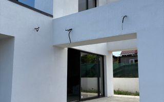 VILĂ superba – STIL MEDITERANEAN CU PRIVELIȘTE LA LAC - Poză 19