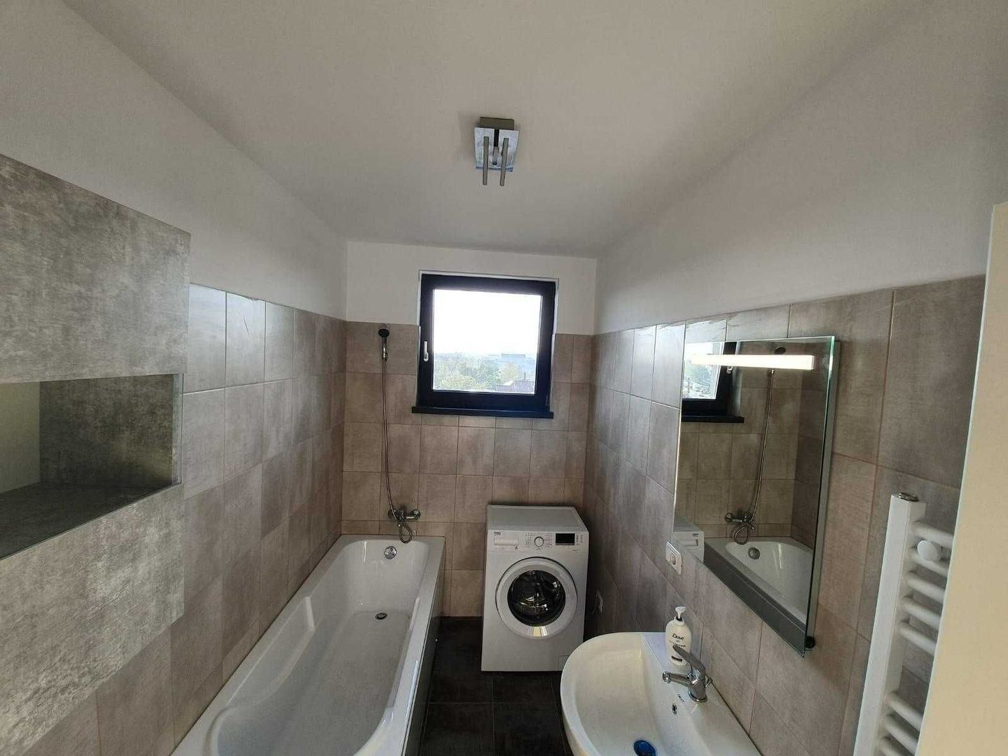inchiriez apartament 2 camere in Bragadiru - Poză 6