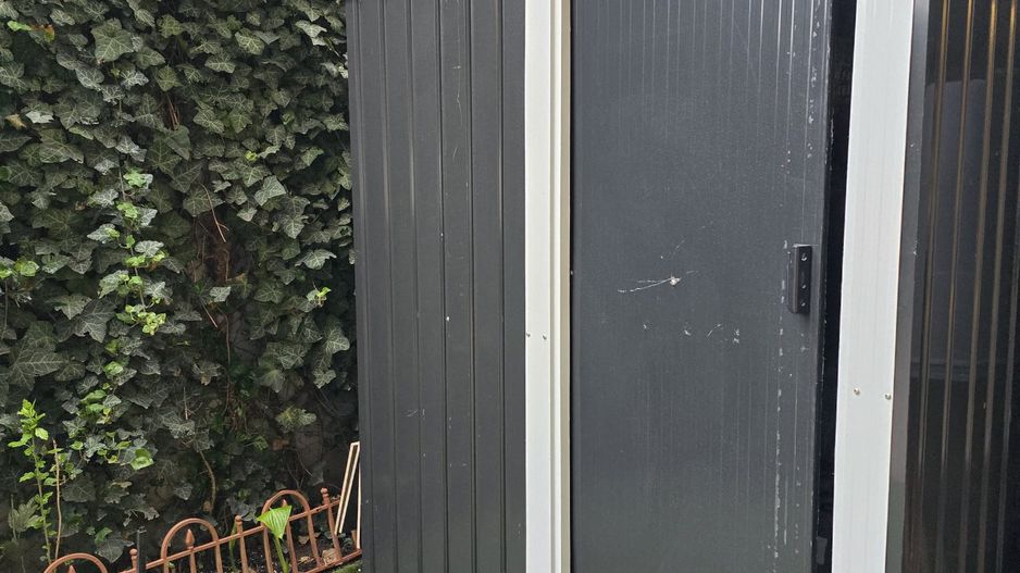Apartament 2 camere ultrafinisat  cu gradina de 40 m2  zona Tautului - Poză 14