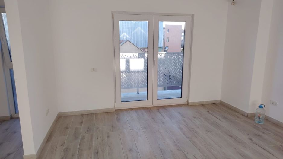 Sud Plaza | 1 Cameră | Bloc Nou | Etaj 2 | Balcon | 41,8 mp - Poză 5