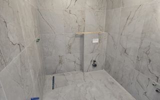 Apartament cu 2 camere 48,90 mp + 21,90 mp terasele + loc de parcare - Busteni - Poză 7