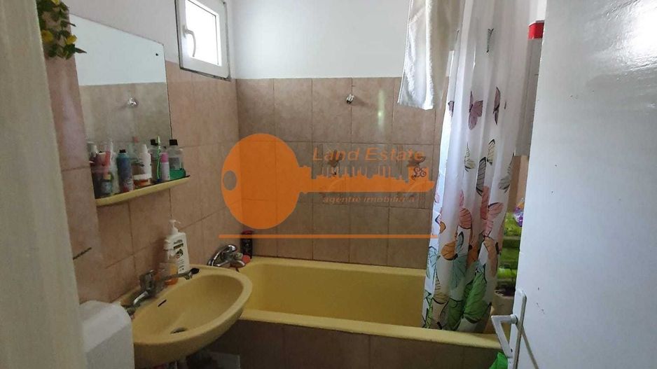 Vanzare 2 camere ( 6 minute metrou ) - Poză 20