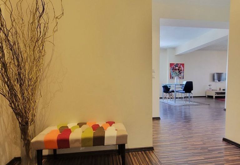 Închiriez apartament 2 camere, Decebal, openspace, parcare inclusă - Poză 9