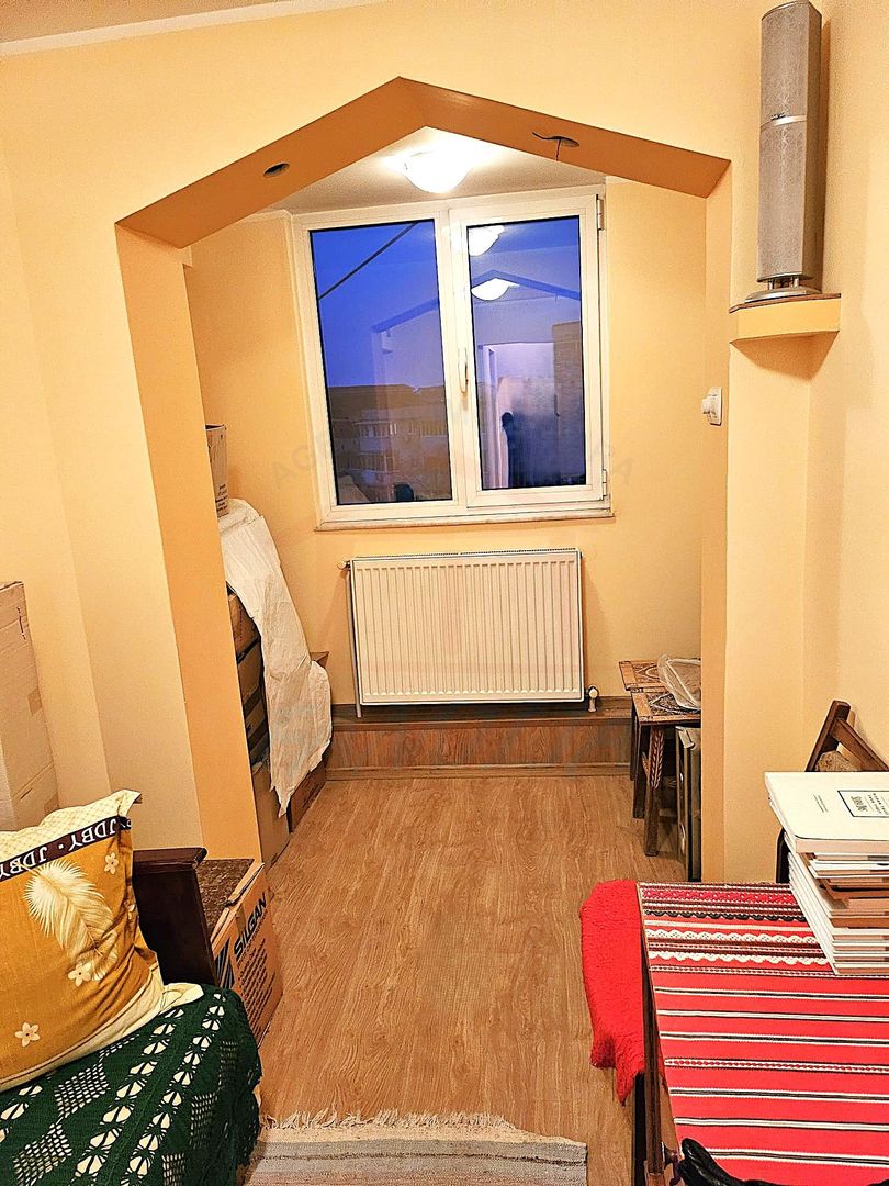 56.ooo Euro negociabil, 55 mp, 2 camere, etaj 4 din 5, liber, zona I.R - Poză 6