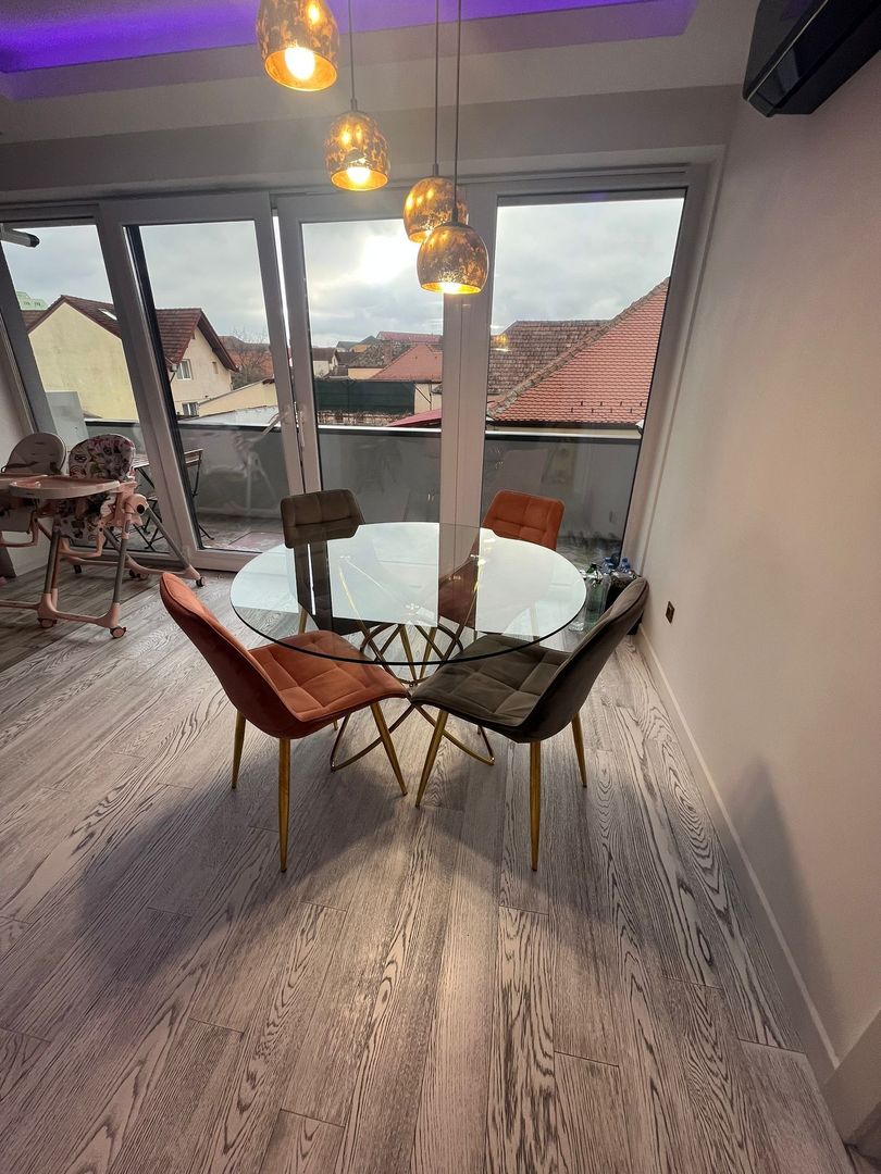 Apartament de 3 camere  de închiriat, în bloc nou, zona Trei Stejari - Poză 4