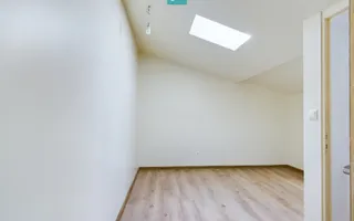 Casă cu 4 camere, renovată, în zona Gării de Nord - Poză 12