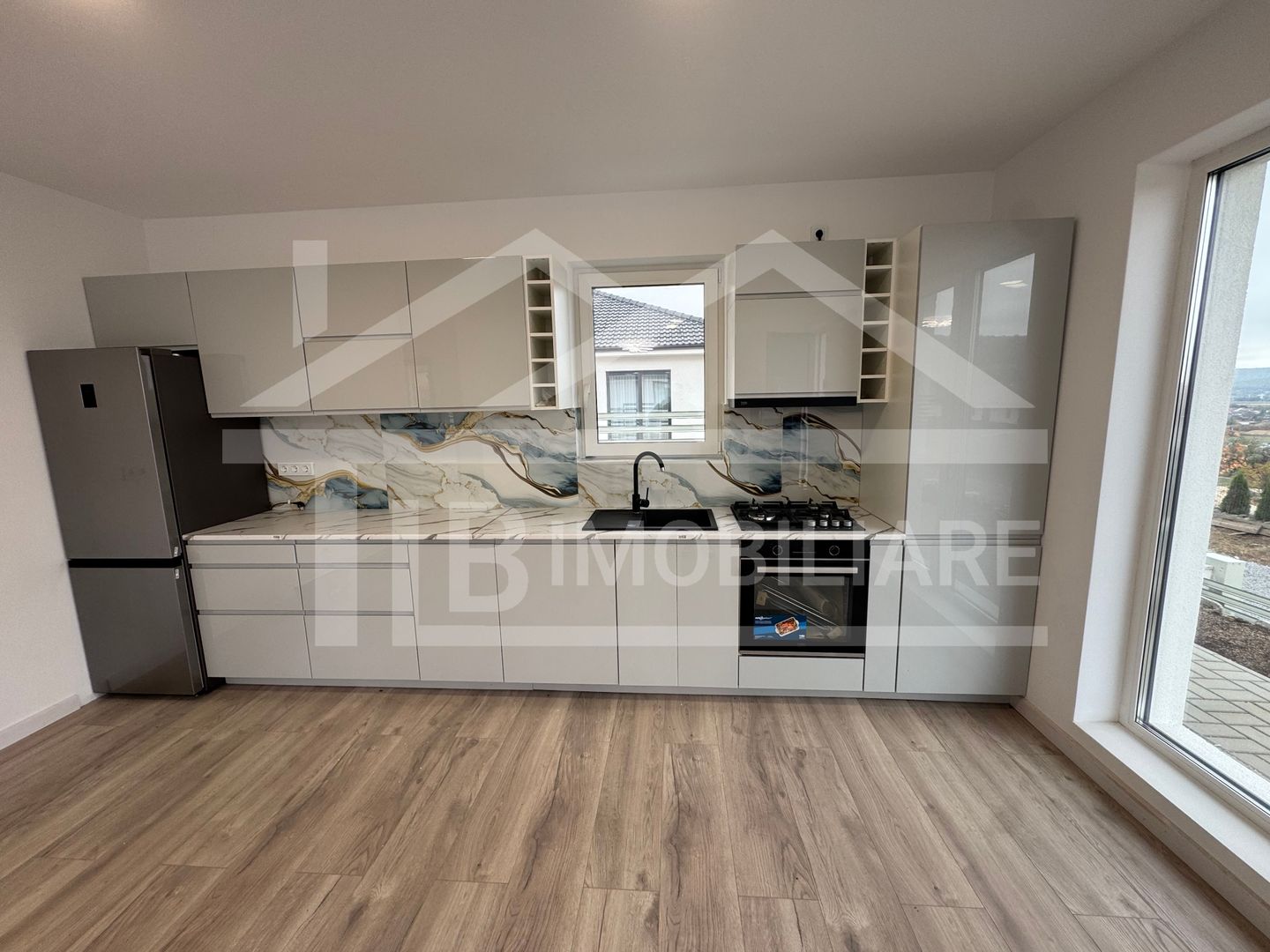 Casa cu 4 camere, 110 mp, Zona Unirii - Poză 7