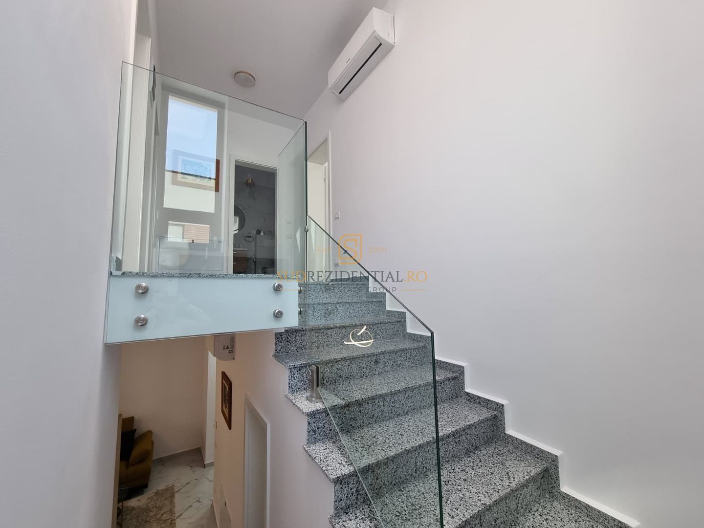 Vila 4 camere, Comuna Berceni, eficienta energetic, P+1E - Poză 10