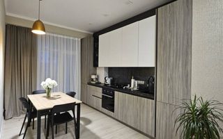 Chirie apartament, 3 camere, strada Moara Roșie, Centru - Poză 1