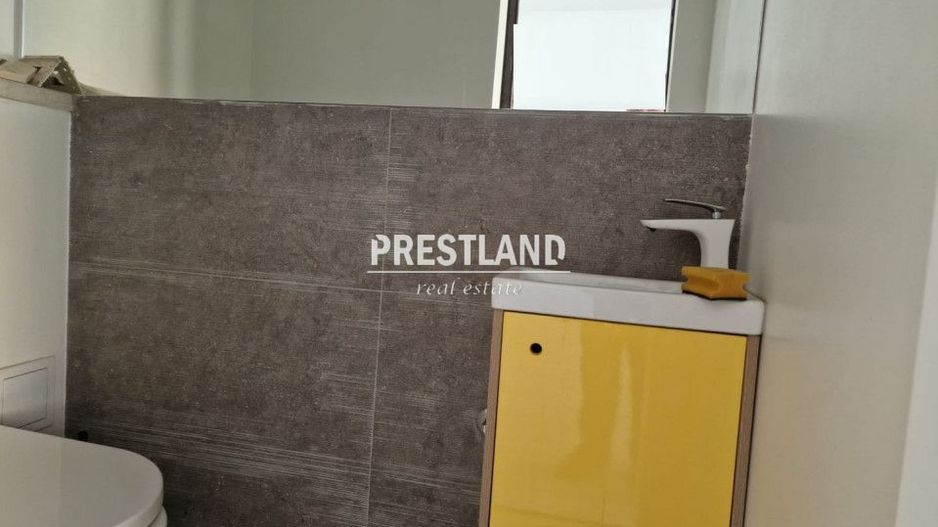 Inchiriez spațiu comercial zona 9 Mai!! - Poză 2