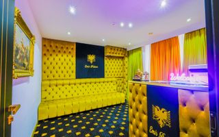 Hotel de LUX cu 11 camere / Restaurant & Piscina - Poză 8