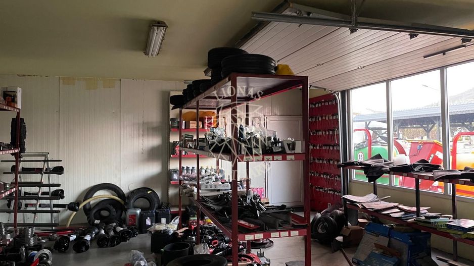 Hala la strada principala 350 mp-Viisoara - Poză 3