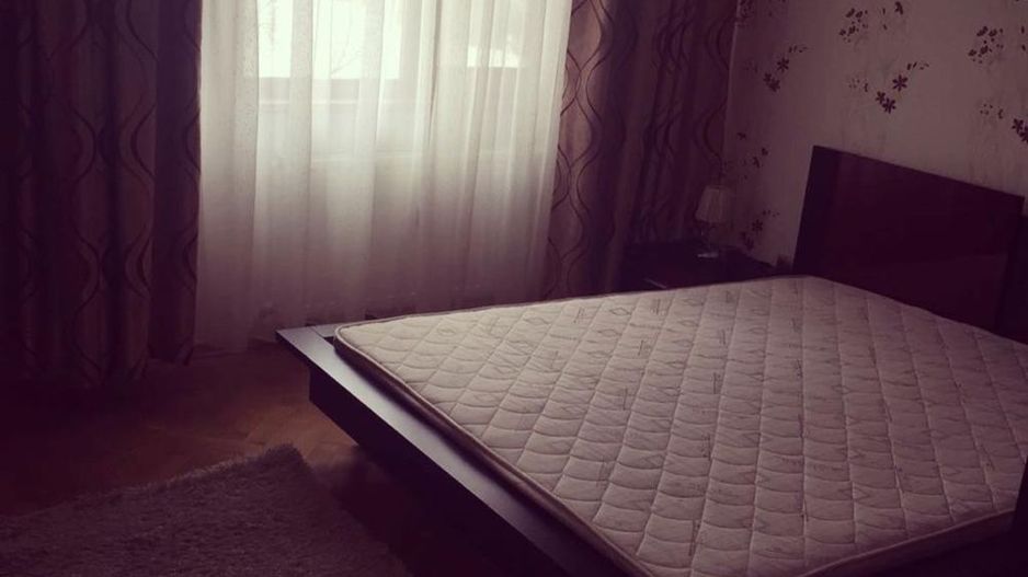 De inchiriat apartament zona centrala – langa faleza - Poză 1