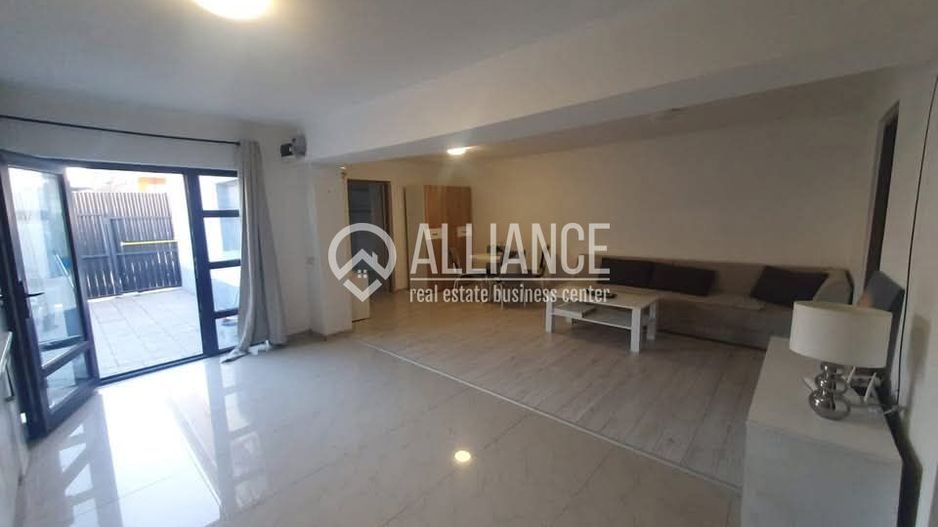 Faleza Nord (cod04)-Casa de vanzare in apropiere de Universitate - Poză 8