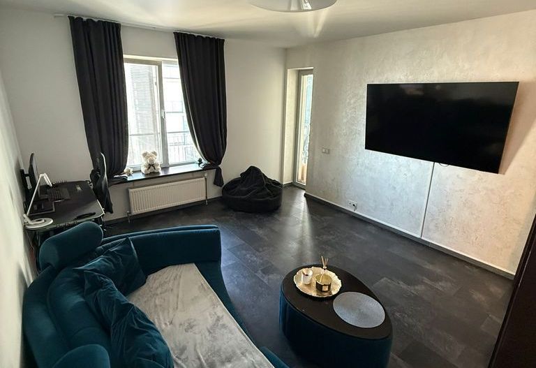 Se vinde apartament 2 camere si 2 bai in Asmita Gardens - Poză 9
