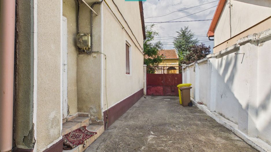 Casă cu 3 camere și teren de 450 mp în Pârneava - Poză 3