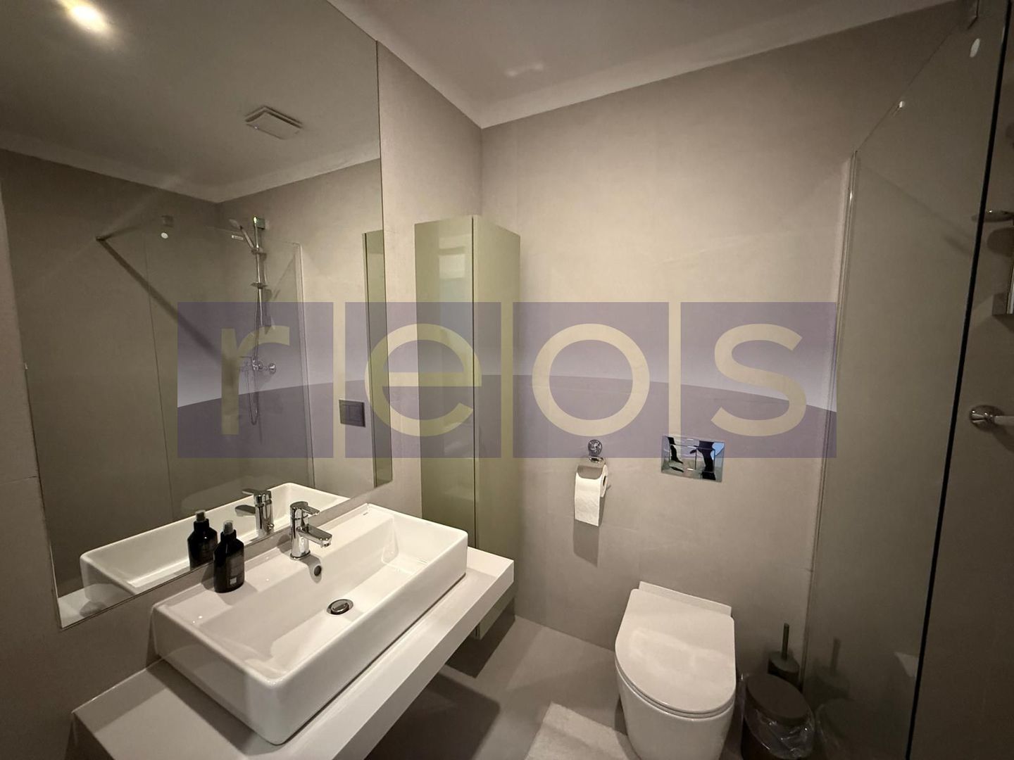 INCHIRIERE 4 CAMERE | ONE NORTH LOFT | MOBILAT SI UTILAT LUX | LOC PARCARE | - Poză 31