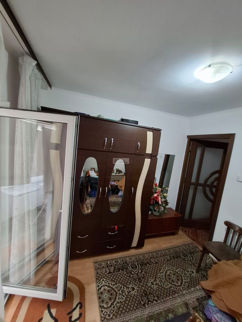 Apartament 4 camere/Longinescu/85mp/et 3/3-70.000  euro - Poză 7
