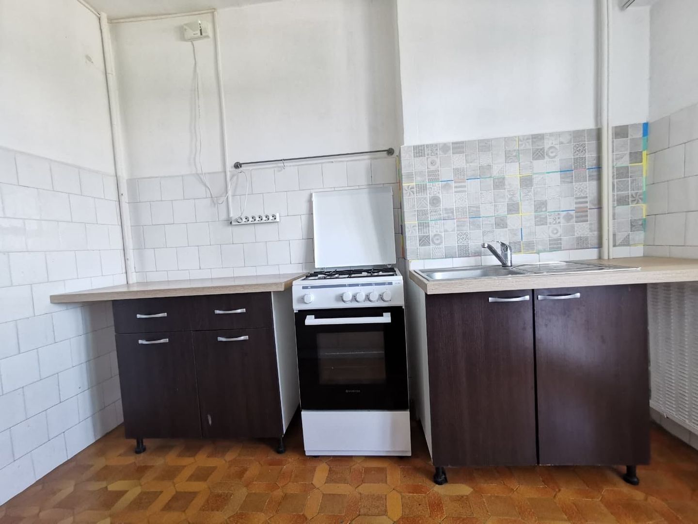 💎 De Închiriat: Apartament 2 Camere – Zona Metrou Constantin Brâncoveanu - Poză 4