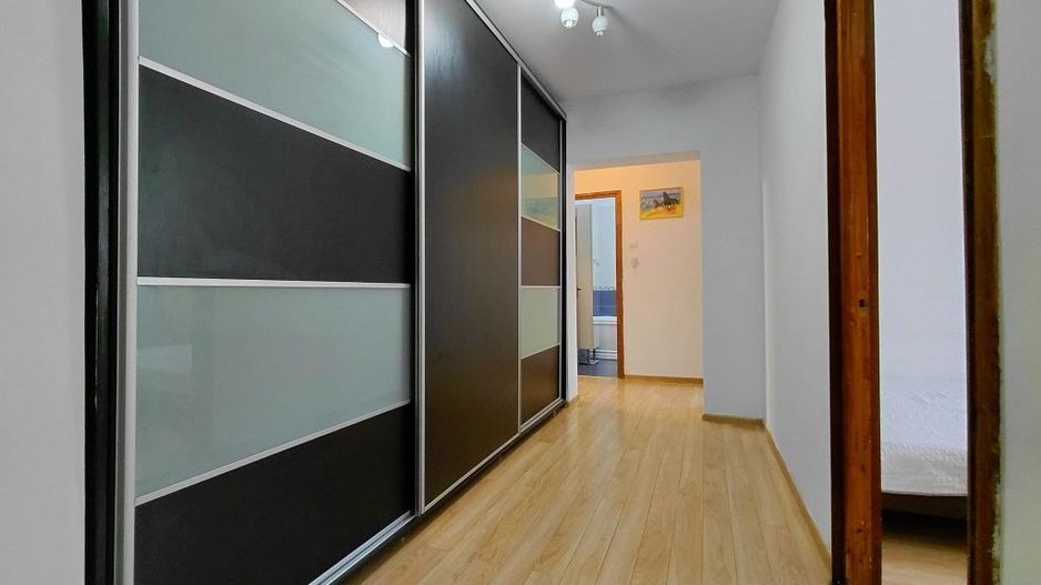 Apartament 3 camere, 2 min metrou, bloc reabilitat, mobilat și utilat complet - Poză 6