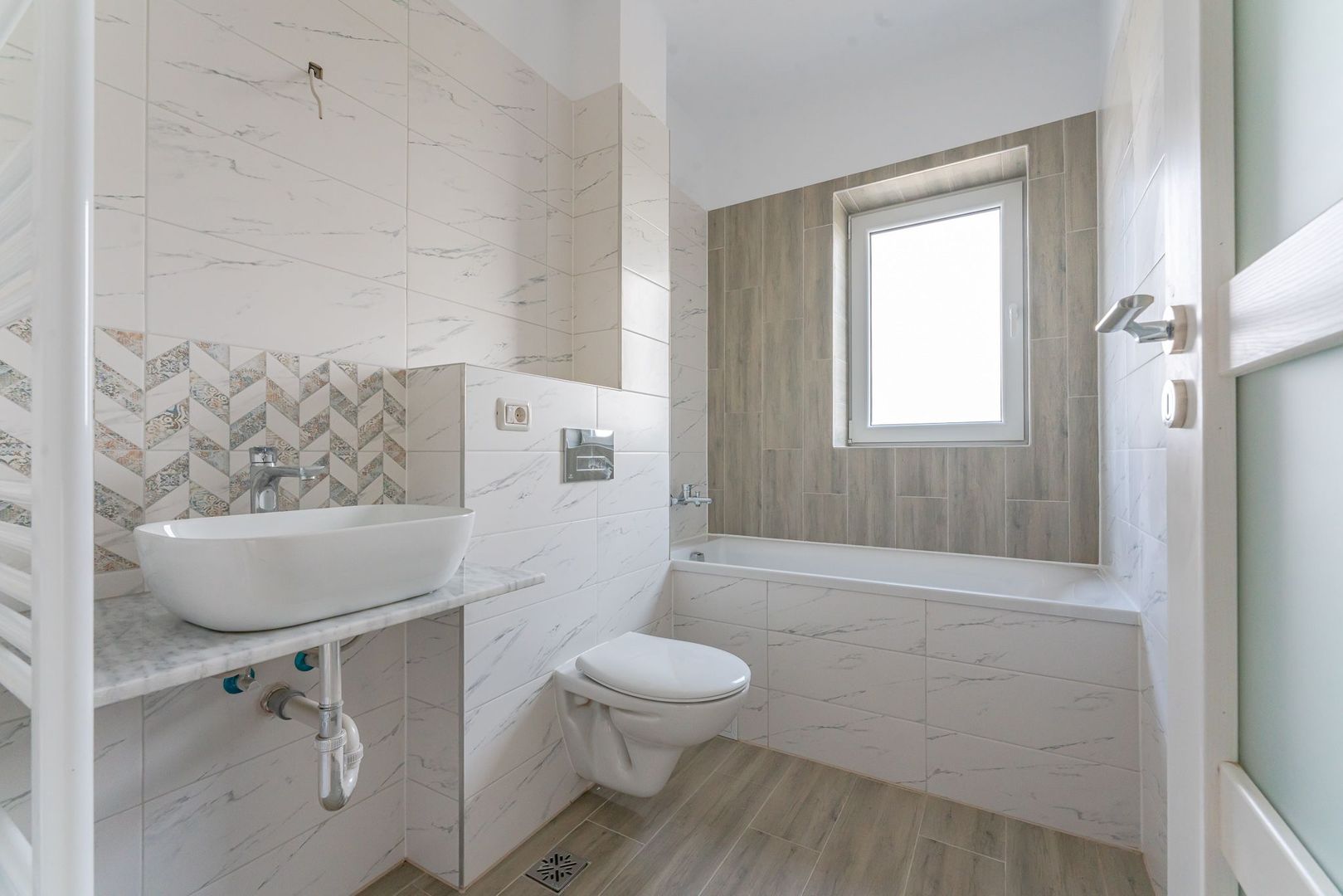 Apartament in bloc nou cu loc de parcare - Poză 8