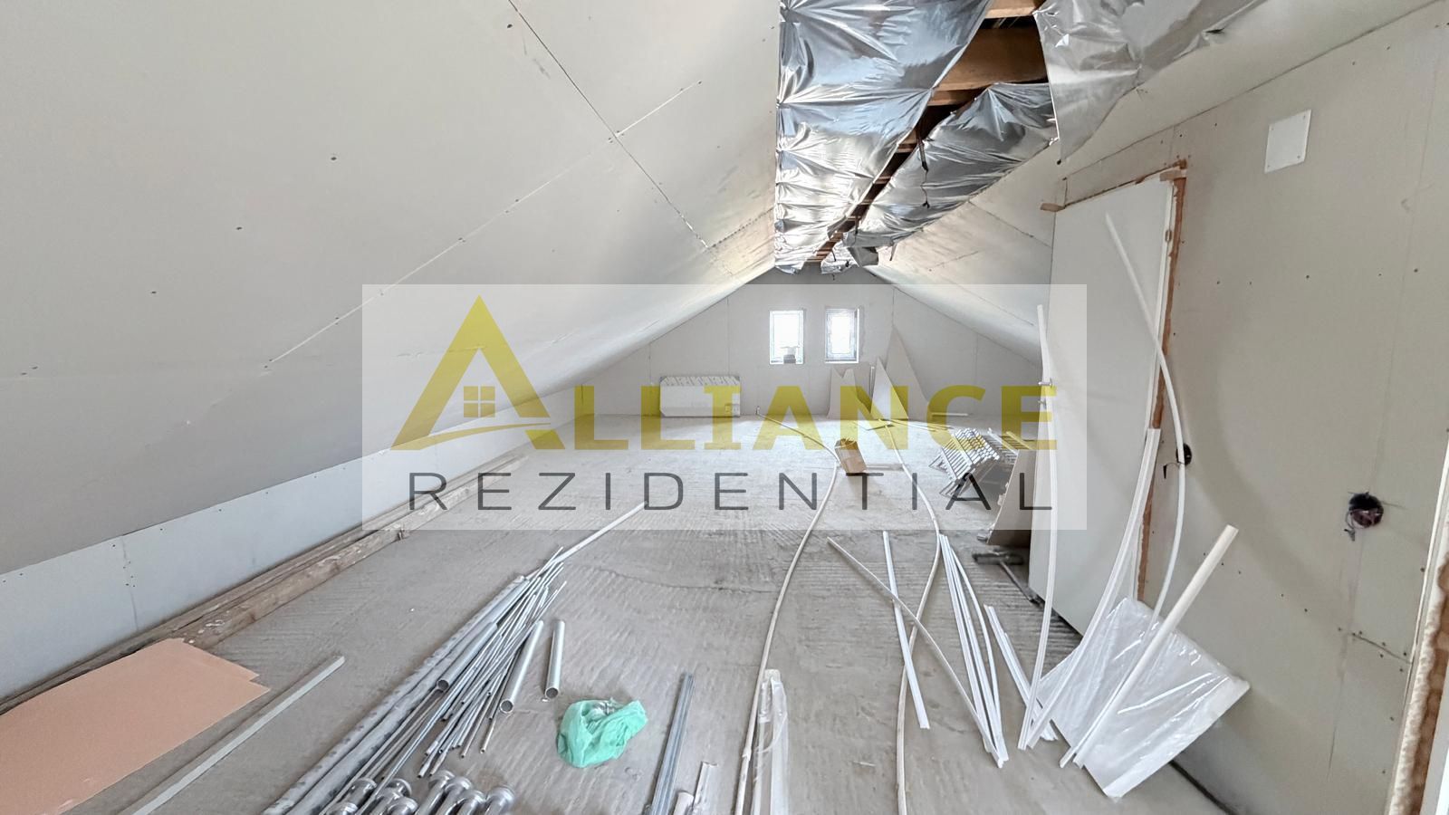 Casa Individuala - 5 camere - 3 bai - 555mp teren - Poză 19
