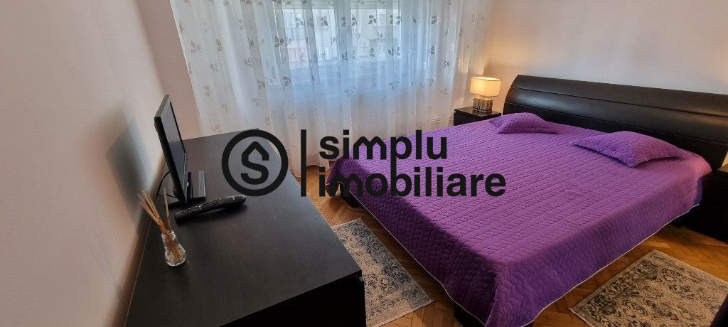 2 decomandate ultracentral, etaj 2, centrala - 450 Euro - Poză 2