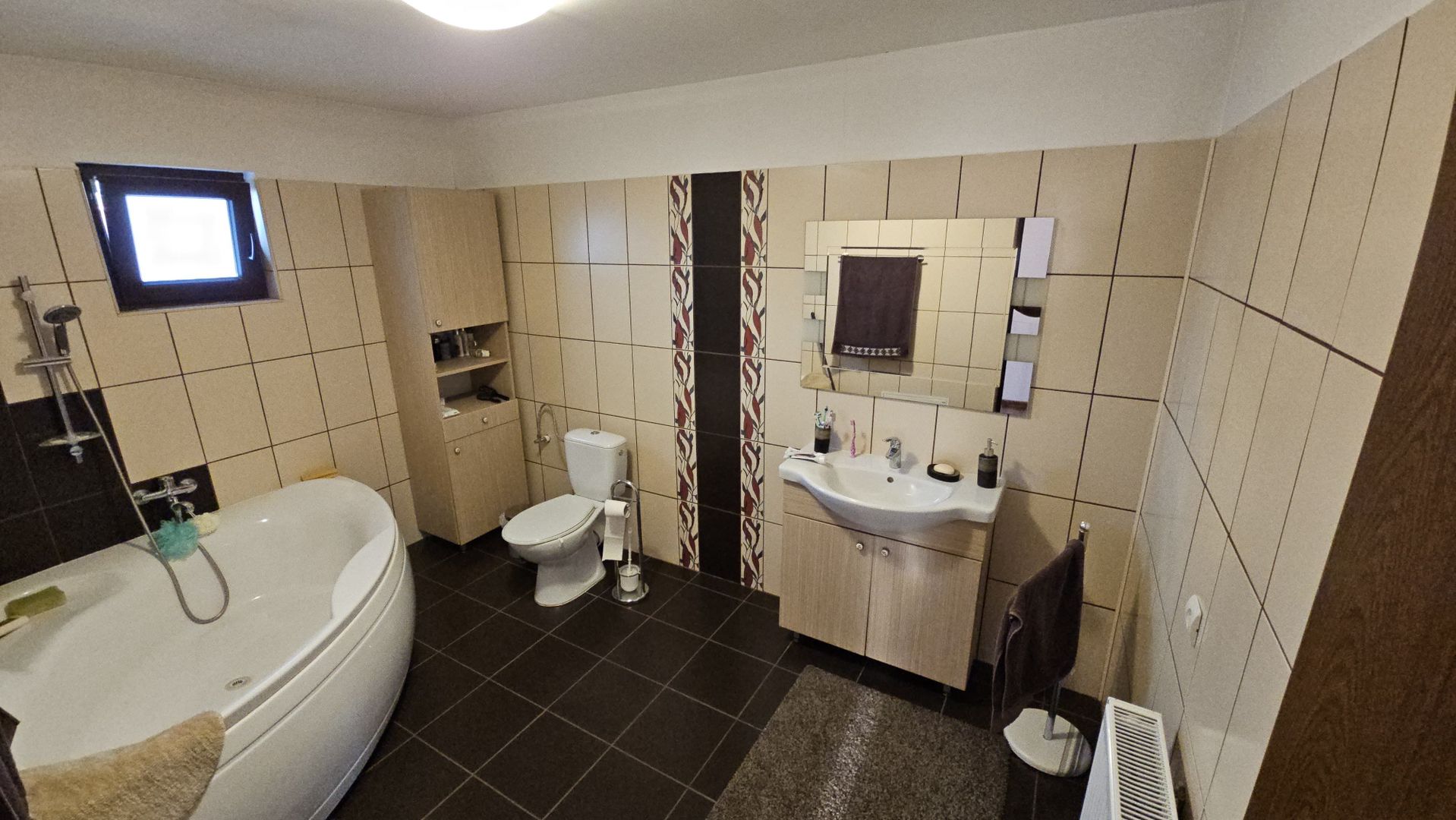 VILĂ MODERNĂ P+1 169 MP UTILI, CURTE GENEROASĂ 768 MP, IN APROPIERE DE BUCURESTI - Poză 9