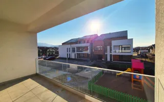 Apartament spatios, într-o zonă de case,, loc parcare, bloc nou - Poză 20