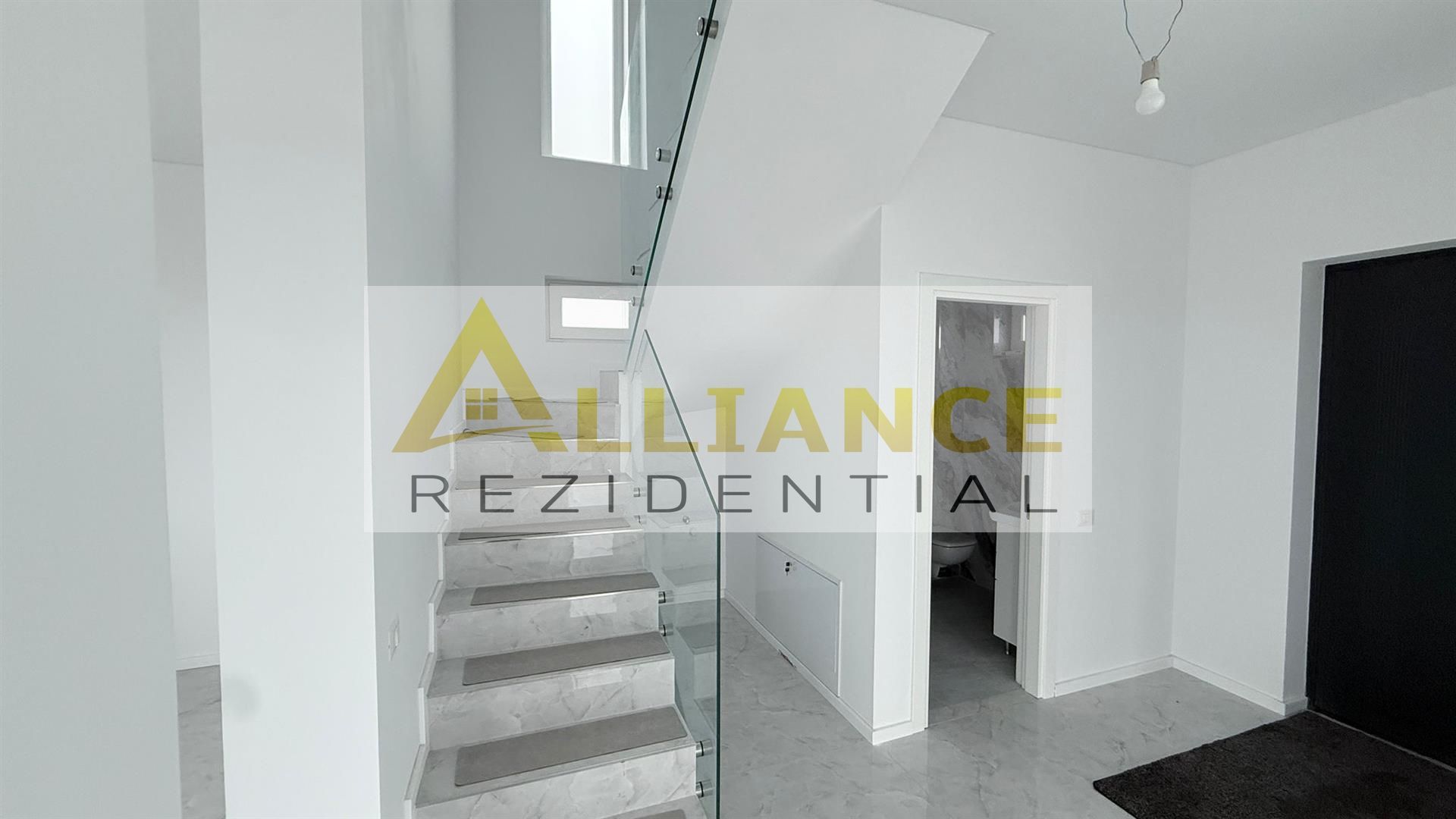 Vila individuala  - 4 camere 3 bai - 323mp teren - Poză 7
