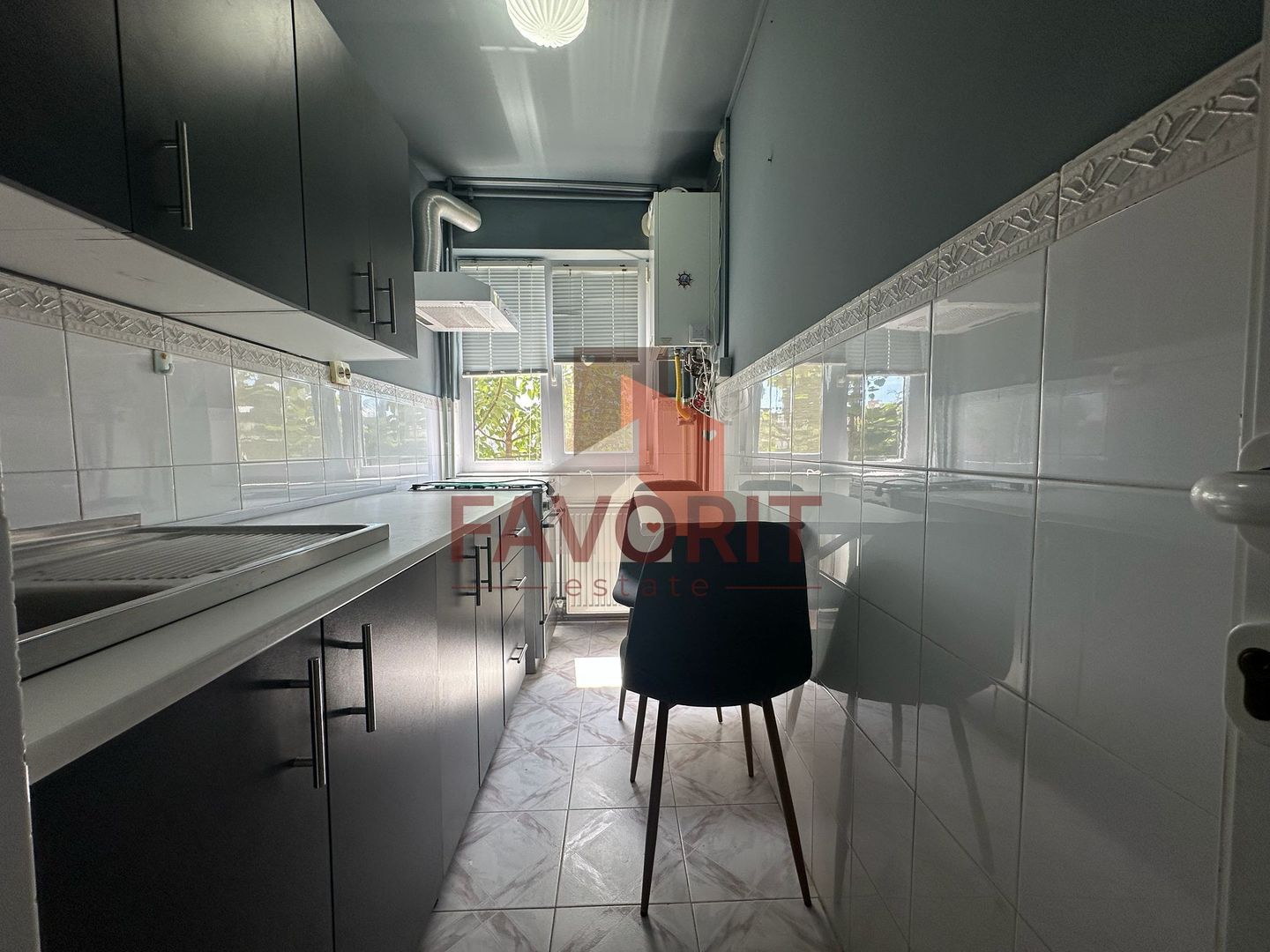 2 camere | centrala proprie | mobilat si utilat | zona excelenta | - Poză 6
