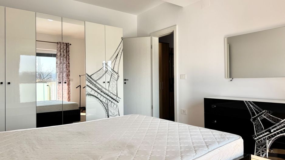 Apartament modern, lift și parcare – zona Calea Lipovei - Poză 17