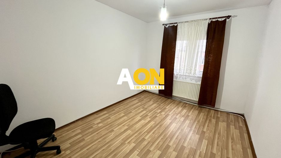 Apartament cu 3 Camere, Decomandat, Cu Garaj, Zona Tolstoi - Poză 10