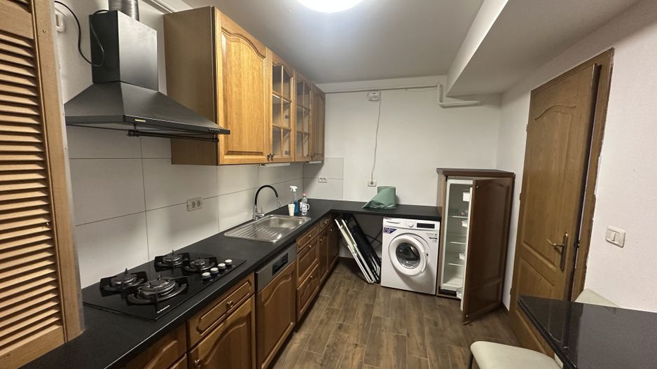 Apartament 3 camere | 80 mp | Parter | Bloc nou 2011 | Rădăuți - Poză 13