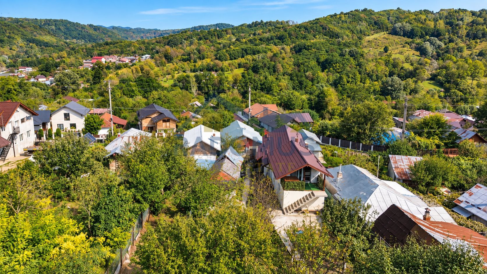 Casă cu 3 camere, anexe și livadă – Lopatnița, Șoimari - Poză 16