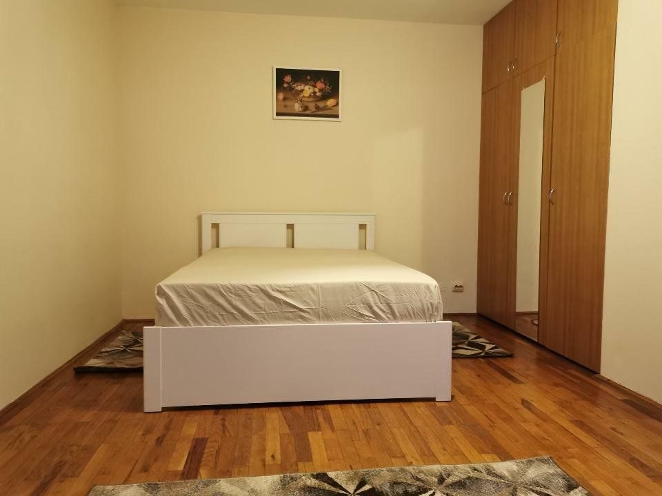 Garsonieră spațioasă de 50 mp, ultracentrală, renovată, Bd. Unirii - Poză 1