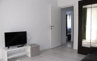 inchiriez apartament cu 3 camere - Poză 9