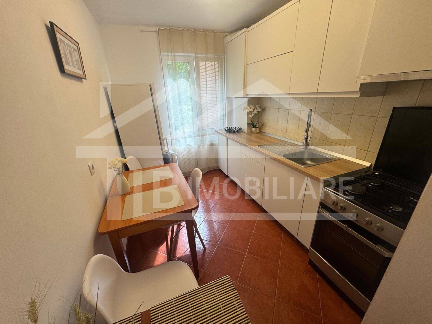Apartament cu 2 camere,Pet friendly, decomandat,  50mp, zona Corina - Poză 8