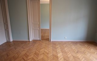 Spatiu de birouri in cladire istorica - Poză 9